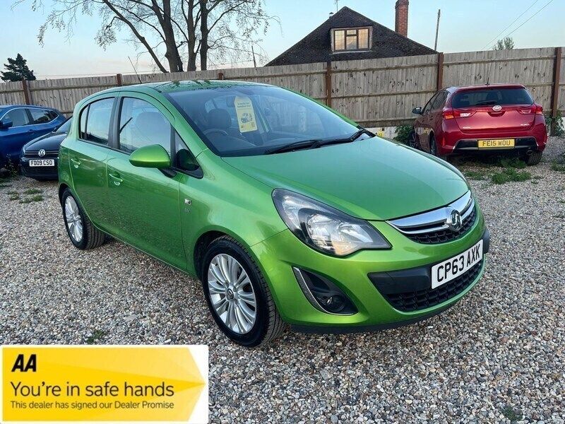 Green Used 2014 Vauxhall Corsa Hatchback | £4,750 (Good price) - Image 1/4