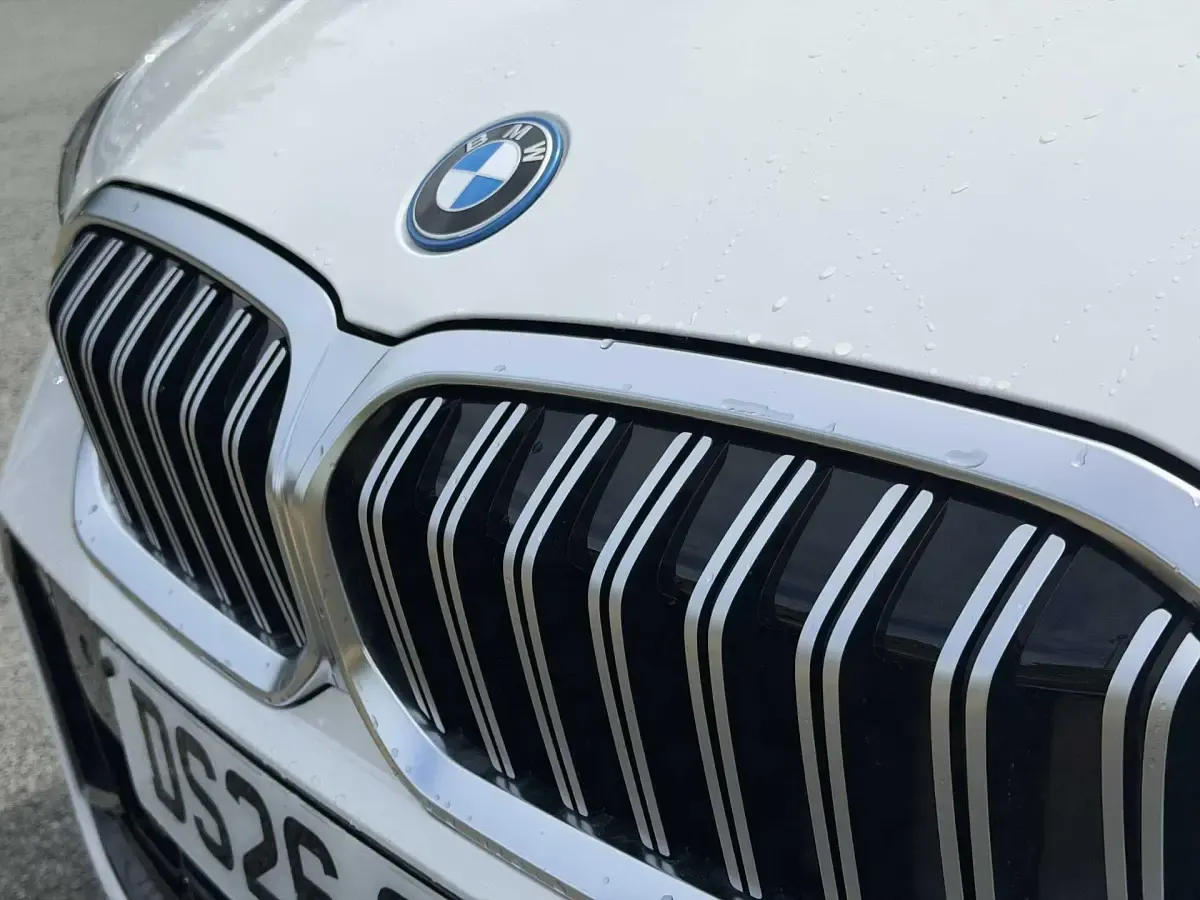 New BMW 330 M Sport 288 HP (211 kW) 2026 White