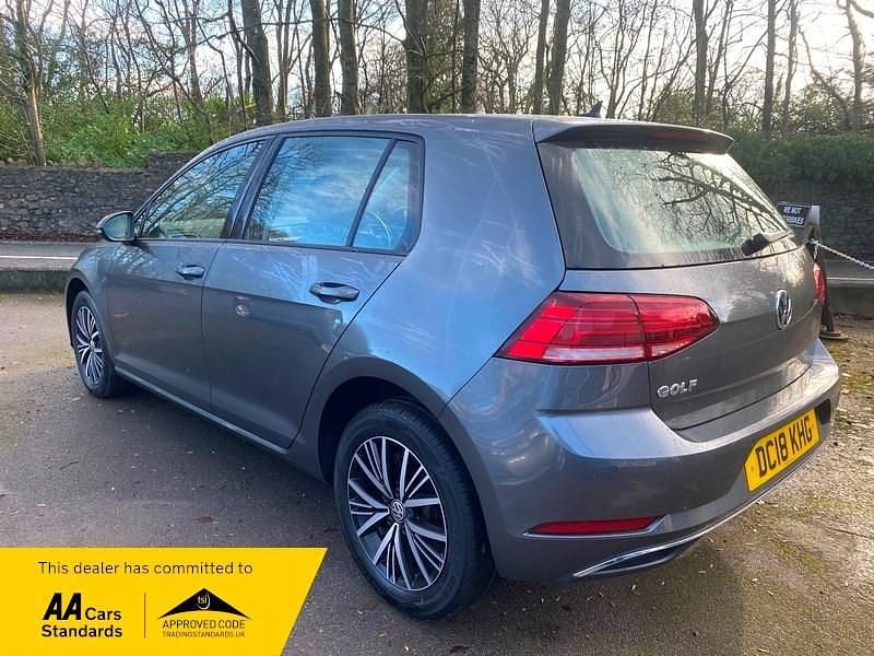Used VW Golf VII SE 115 HP (84 kW) 2018 Grey Hatchback