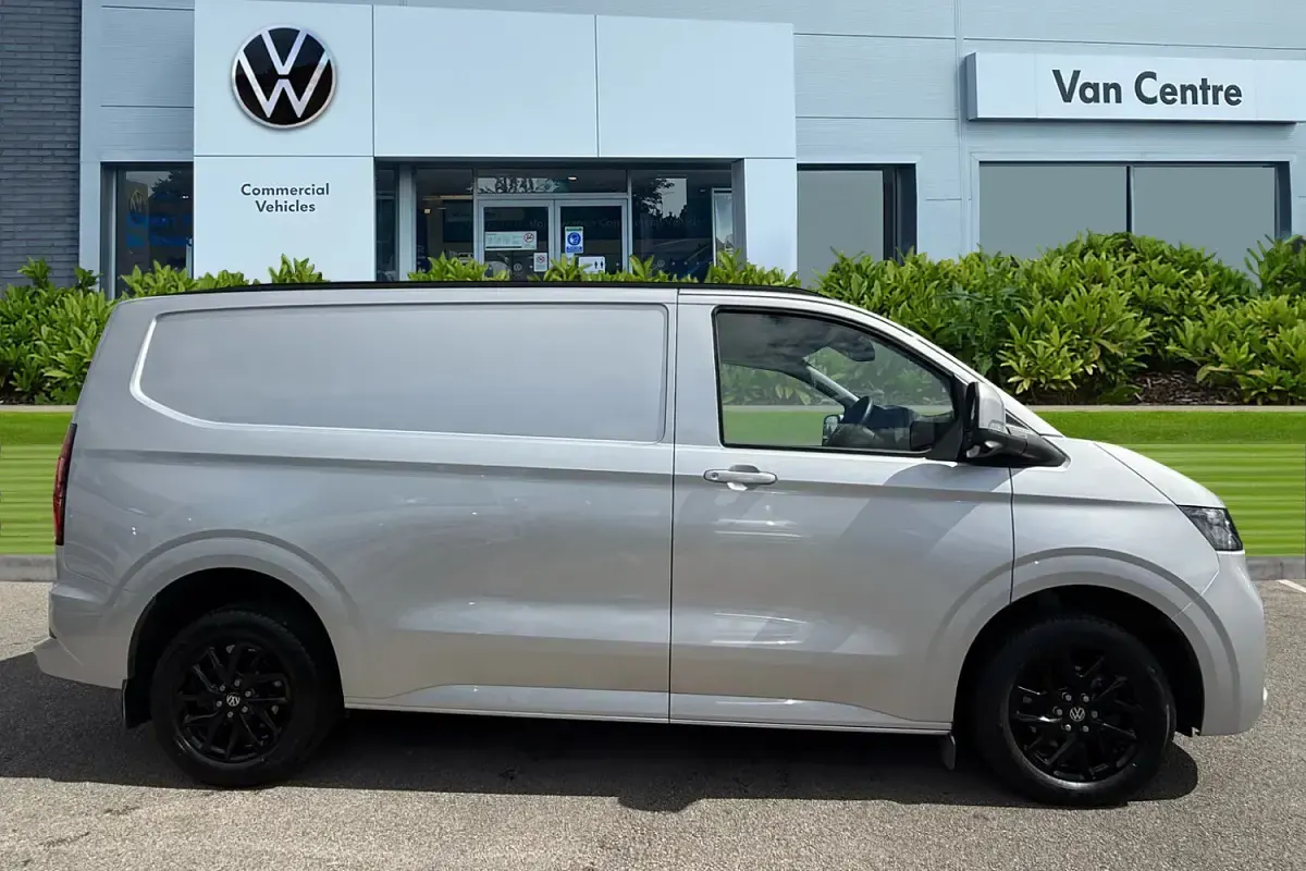 Used VW Transporter Pro 110 HP (80 kW) 2025 Grey Van