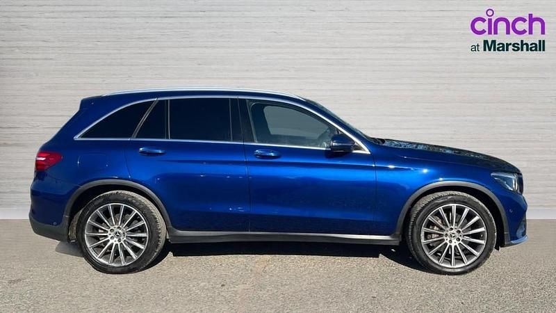 Used Mercedes GLC220 AMG line 170 HP (125 kW) 2017 Blue SUV