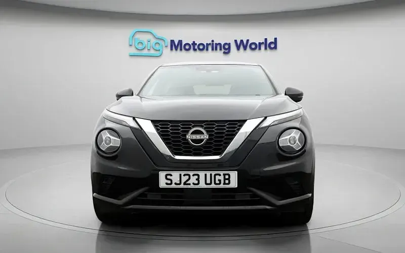Used Nissan Juke N-Connecta 114 HP (83 kW) 2023 Black SUV