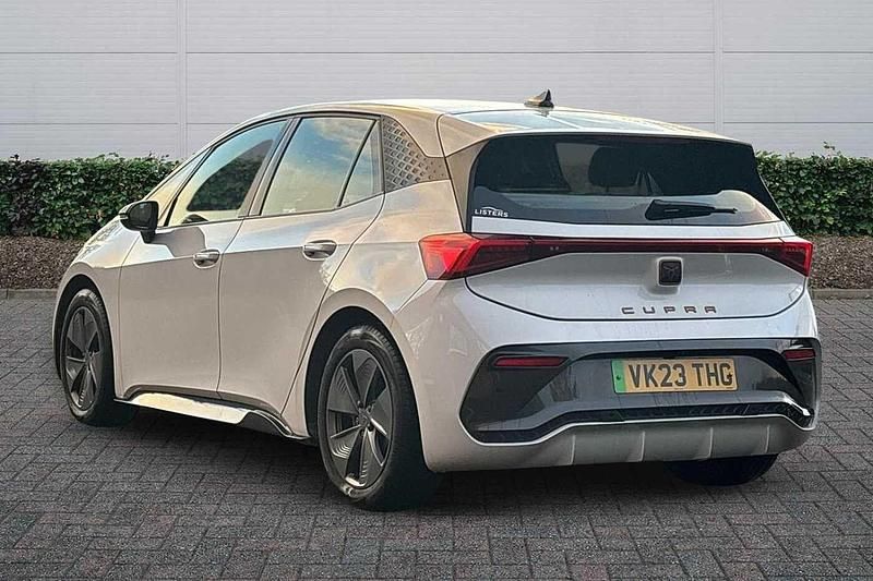 Used Cupra Born 150 kW (204 HP) 2023 Nevada white Hatchback