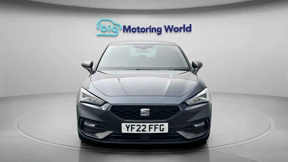 Used Seat Leon FR Sport 131 HP (96 kW) 2022 Grey Hatchback