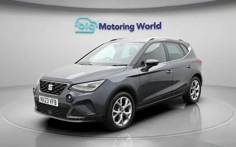 Used Seat Arona FR 110 HP (80 kW) 2023 Grey SUV