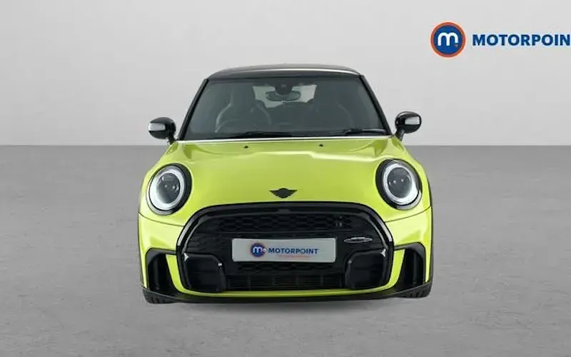 Used Mini Cooper Hatch 136 HP (100 kW) 2022 Yellow Hatchback