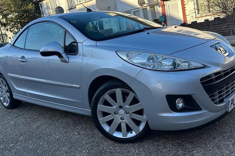 Second-hand Peugeot 207 CC Allure 2014 Argintiu Cabrio