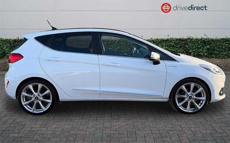 Used Ford Fiesta Vignale 101 HP (74 kW) 2019 White Hatchback