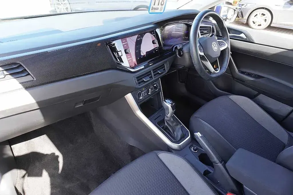 Used VW Polo 95 HP (69 kW) 2024 Hatchback