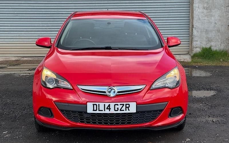 Used Vauxhall Astra GTC Sport 140 HP (102 kW) 2013 Coupe