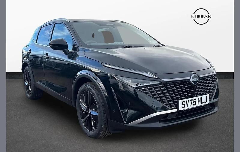 Black New 2025 Nissan Qashqai Tekna SUV | £35,000 - Image 1/4