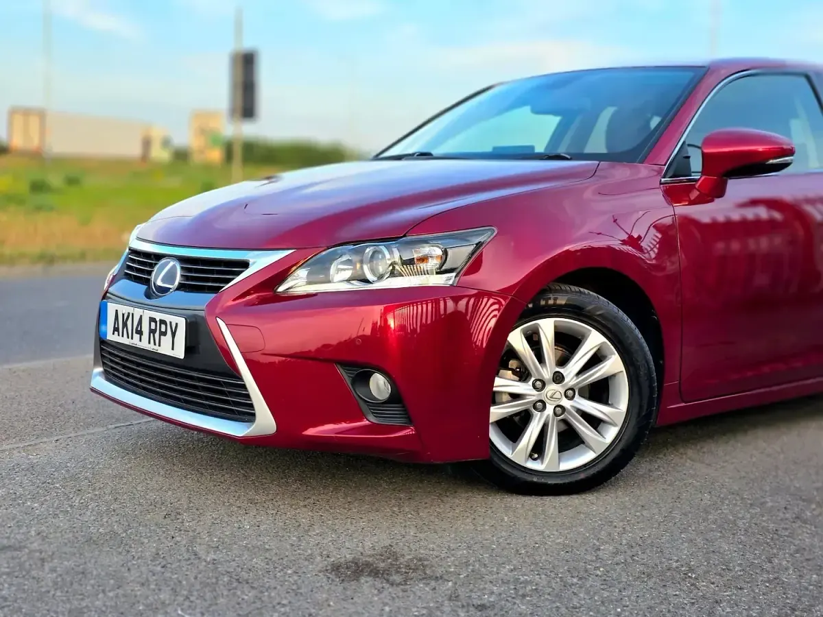 Used Lexus CT200h Luxury Line 2014 Red Hatchback