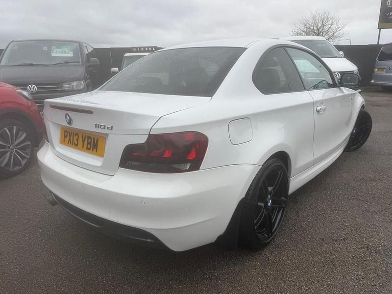 Used BMW 118 Coupé Sport Line 143 HP (105 kW) 2013 White Coupe
