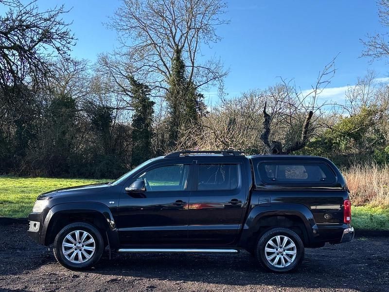 Used VW Amarok Highline 180 HP (132 kW) 2013 Black Pickup