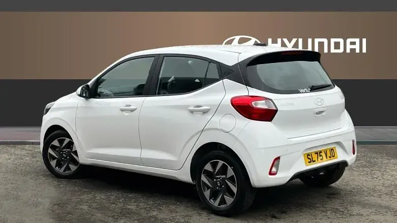 Novo Hyundai i10 Advanced 63 HP (46 kW) 2025 Vermelho Citadino