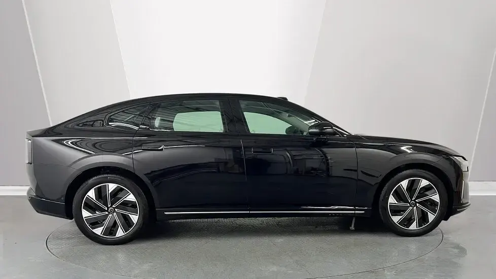 Used Volvo EX90 Plus 244 kW (333 HP) 2025 Black SUV