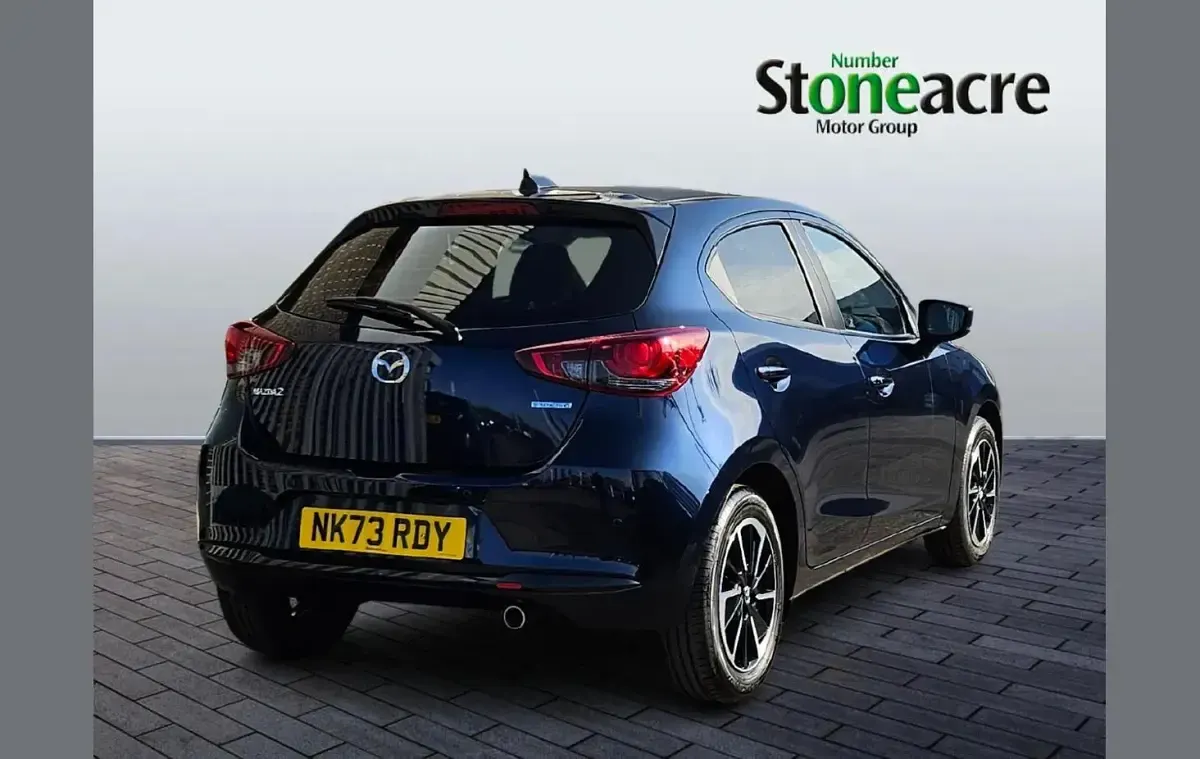 Usado Mazda 2 Homura-Aka 116 HP (85 kW) 2023 Azul Citadino