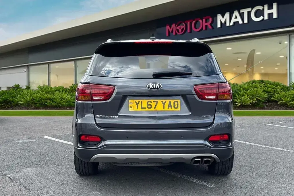 Used Kia Sorento GT-Line 200 HP (147 kW) 2018 Grey SUV
