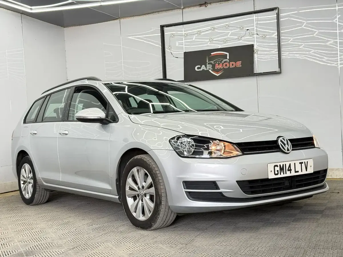 Used VW Golf VII SE 122 HP (89 kW) 2014 Silver Estate
