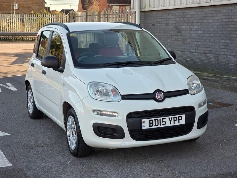 Used Fiat Panda Easy 69 HP (50 kW) 2015 White Hatchback