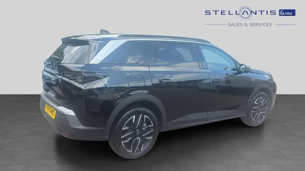 Used Peugeot 5008 Allure 143 HP (105 kW) 2025 Black SUV