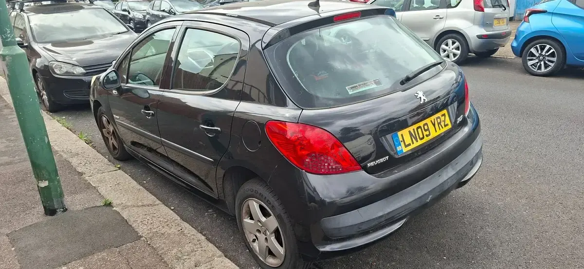 Used Peugeot 207 2009 Black Hatchback