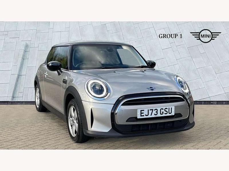 Silver Used 2023 Mini Cooper Classic Hatchback | £19,795 (Fair price) - Image 1/4