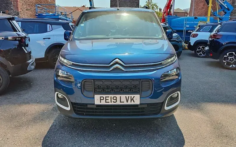 Used Citroën Berlingo Flair 131 HP (96 kW) 2019 Blue MPV