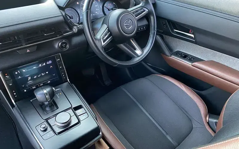 Usado Mazda MX30 Inclusive 106 kW (145 HP) 2021 Prateado SUV