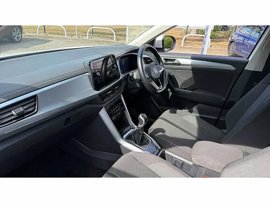 Used VW T-Roc 110 HP (80 kW) 2022 SUV