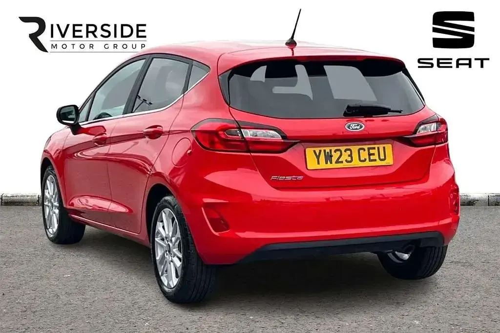 Used Ford Fiesta Titanium 100 HP (73 kW) 2023 Race red metallic Hatchback
