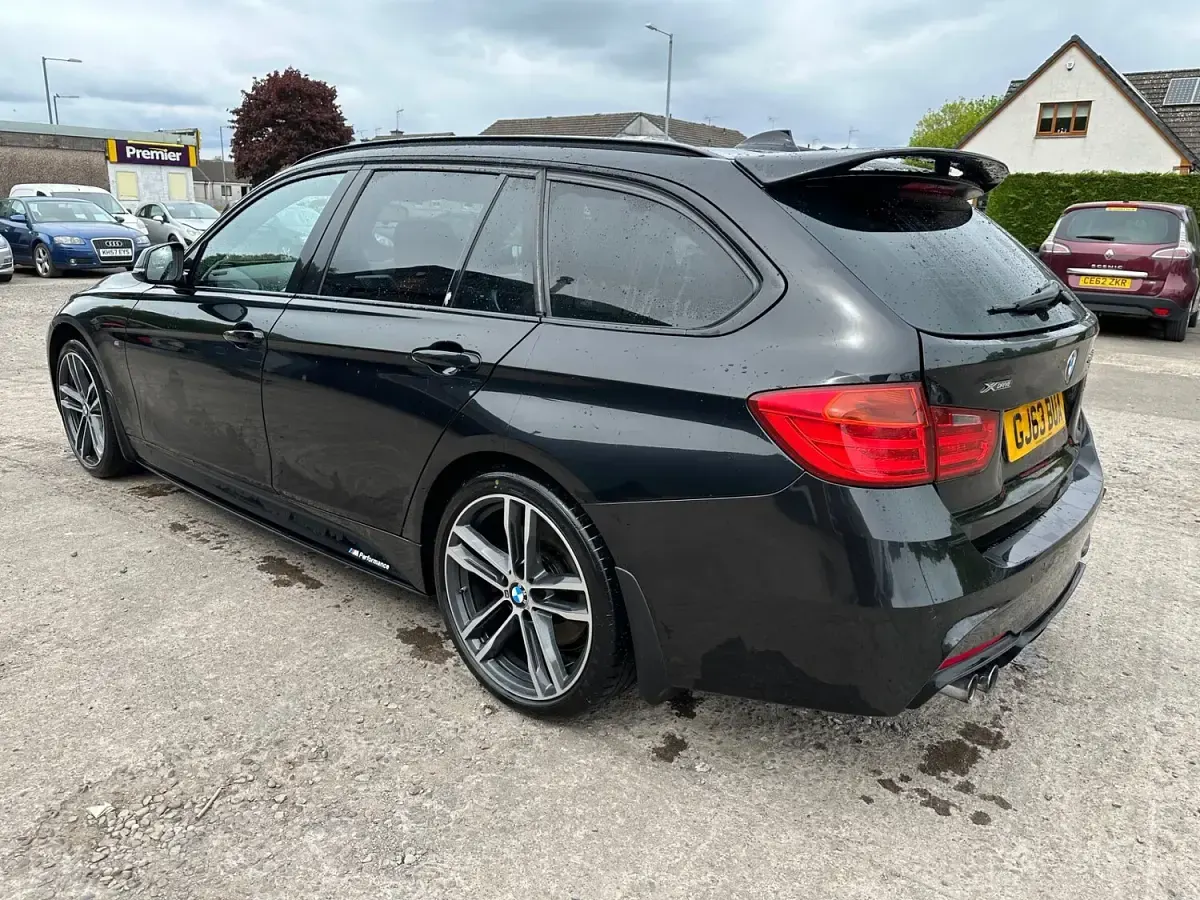 Used BMW 330 M Sport 254 HP (186 kW) 2013 Black Estate