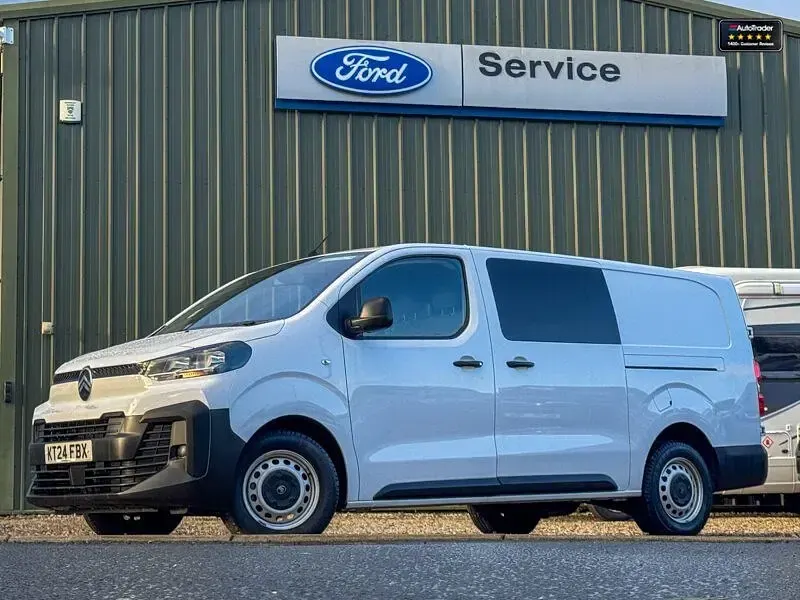 Używany Citroën Dispatch 145 KM (106 kW) 2024 Biały Minivan