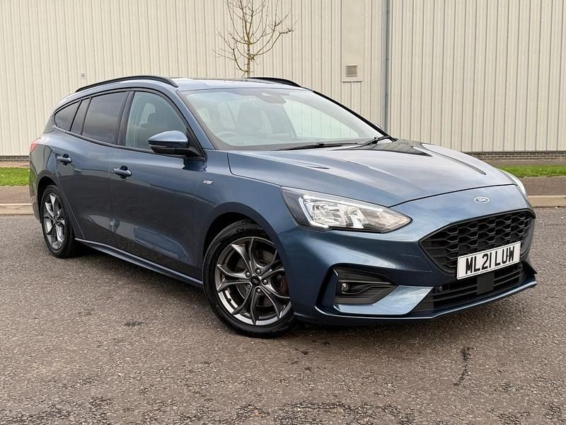 Used Ford Focus ST-Line 120 HP (88 kW) 2021 Blue Estate