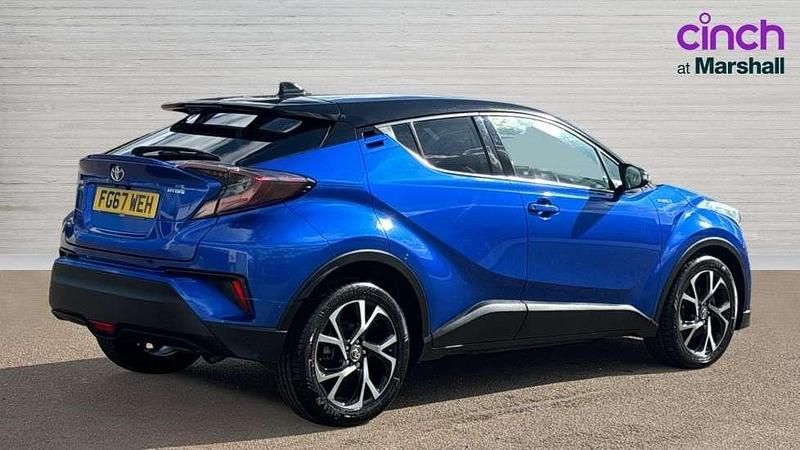 Used Toyota C-HR 122 HP (89 kW) 2017 Blue SUV