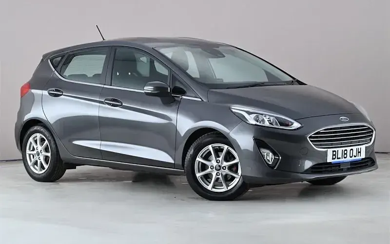 Usado Ford Fiesta Zetec 101 HP (74 kW) 2018 Citadino
