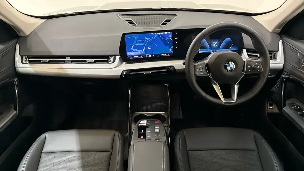 Gebraucht BMW X1 Sport Line 168 PS (123 kW) 2025 Grün SUV