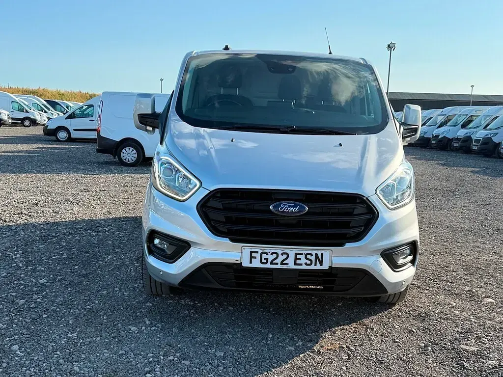 Used Ford Transit Custom Trend 105 HP (77 kW) 2022 Silver Van