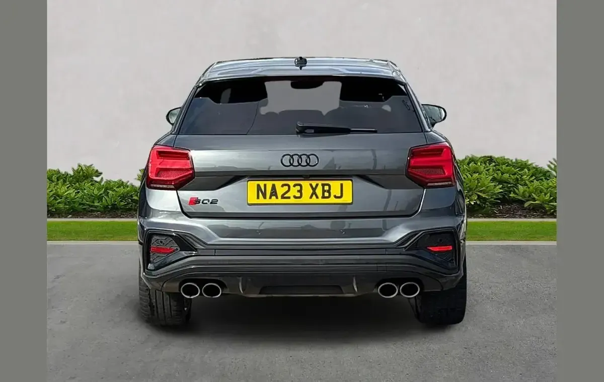 Used Audi SQ2 Comfort 300 HP (220 kW) 2023 Grey SUV