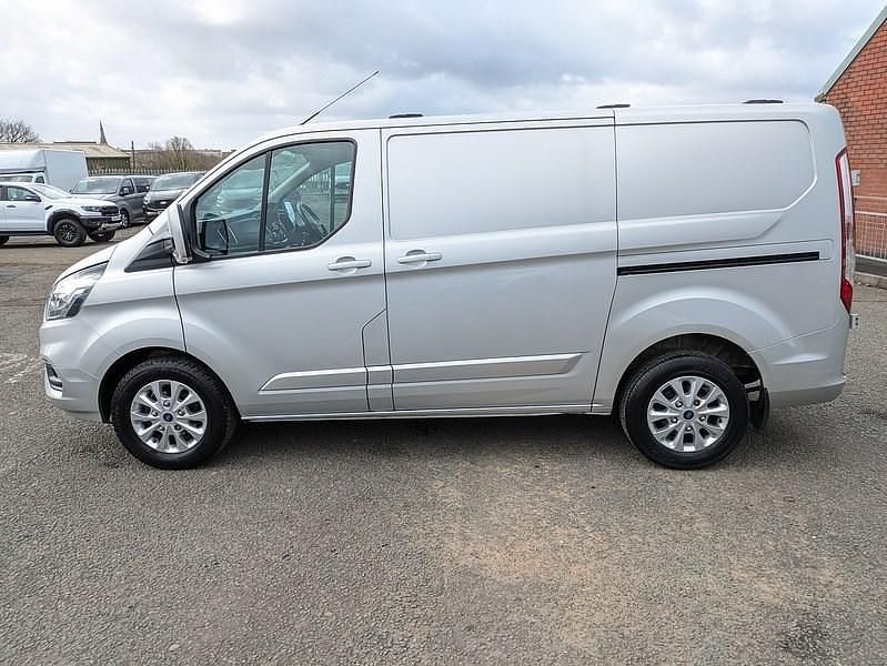 Used Ford Transit Custom Limited 130 HP (95 kW) 2021 Silver Van