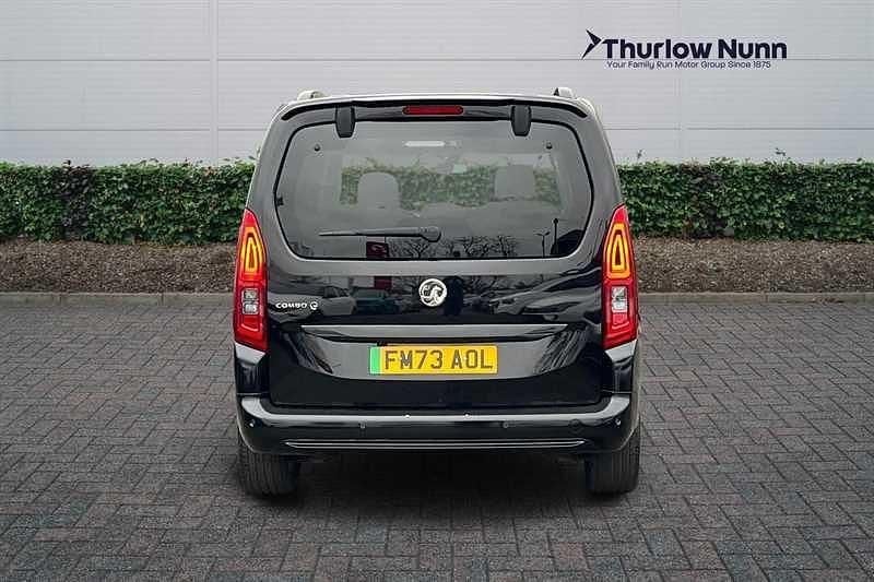 Used Vauxhall Combo Ultimate 100 kW (136 HP) 2024 Black MPV
