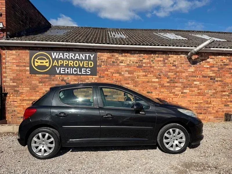 Begagnad Peugeot 207 150 HK (110 kW) 2007 Svart Halvkombi