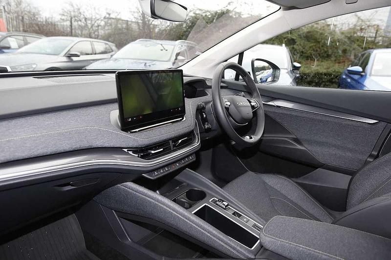 Used Skoda Elroq 210 kW (286 HP) 2025 Moon white metallic SUV