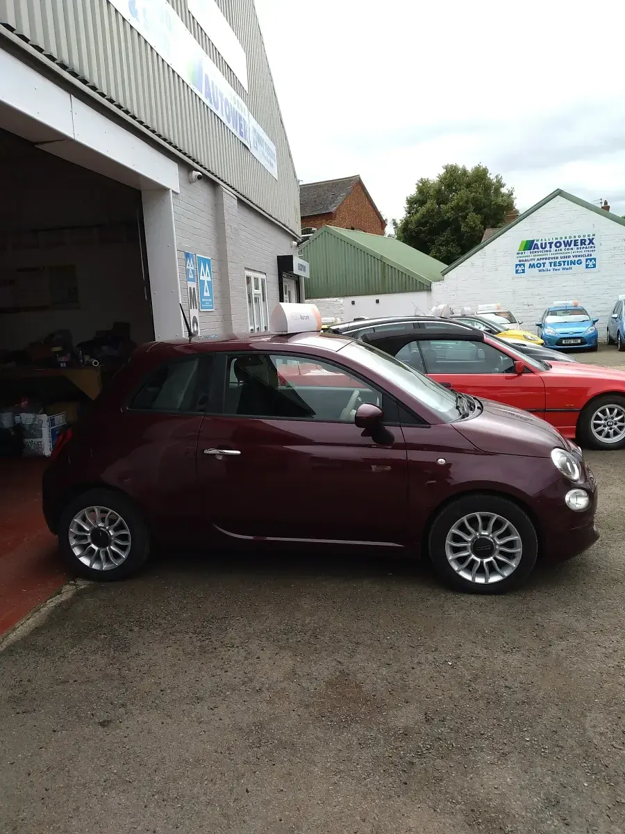 Used Fiat 500 Pop Star 69 HP (50 kW) 2016 Red Hatchback