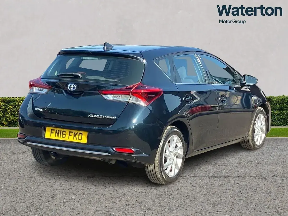 Used Toyota Auris Hybrid 2016 Grey Hatchback