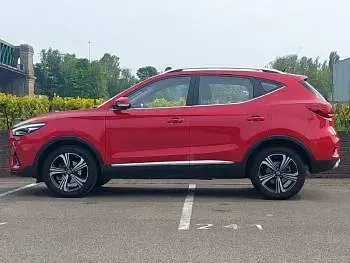Used MG ZS Excite 111 HP (81 kW) 2024 Red SUV