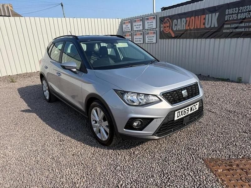 Used Seat Arona SE Technology 95 HP (69 kW) 2019 Silver SUV