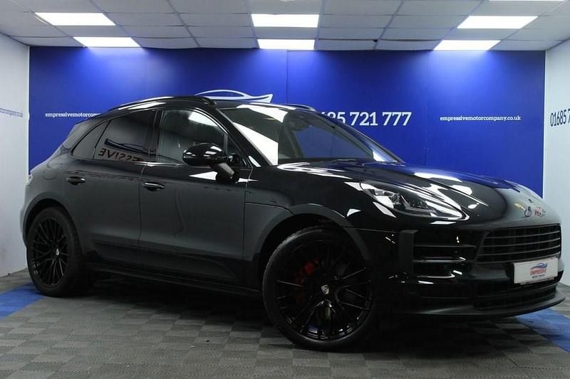 Used Porsche Macan 354 HP (260 kW) 2019 Black SUV
