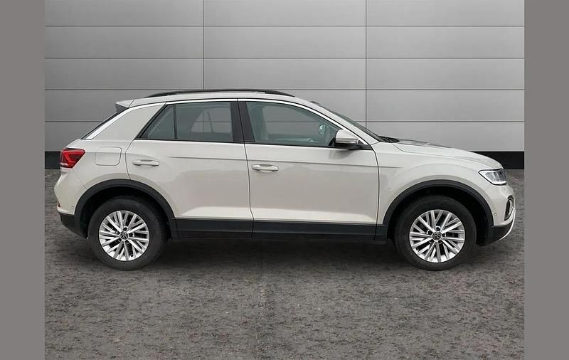 Used VW T-Roc Life 150 HP (110 kW) 2023 Grey SUV