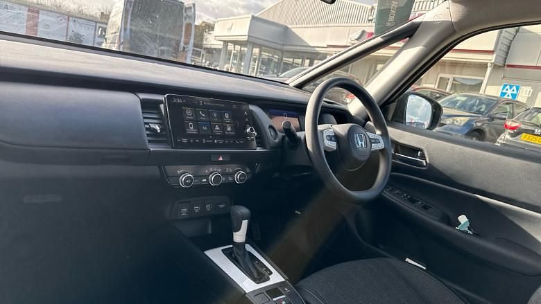 Used Honda Jazz Hybrid 109 HP (80 kW) 2023 Red Hatchback